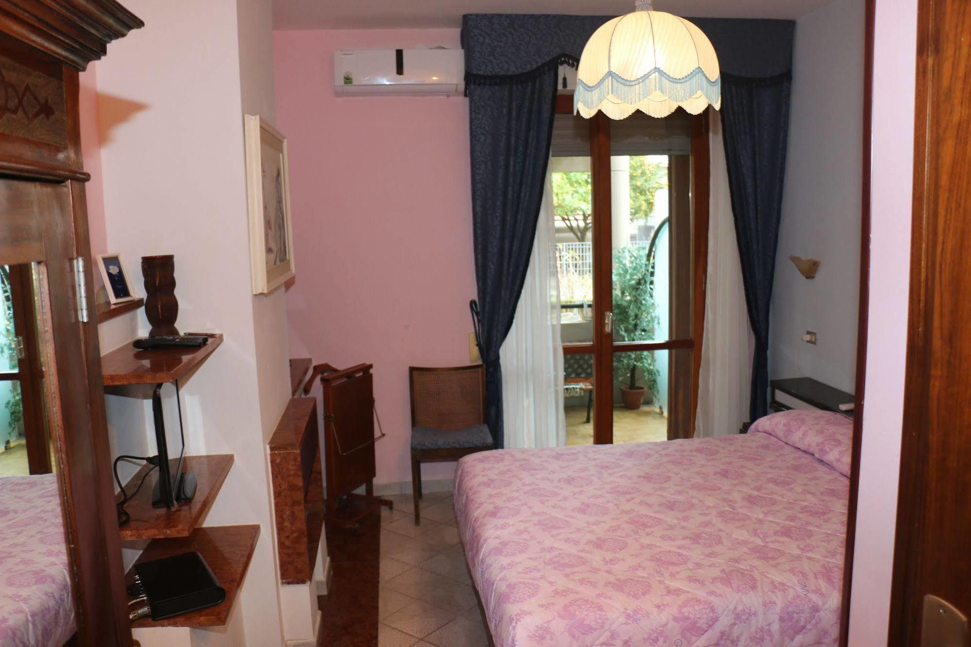 Bed and Breakfast Il Platano Piano di Sorrento Exterior foto